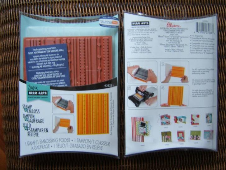 Sizzix stamp & embossingfolder set fun stripes, Hobby en Vrije tijd, Kaarten | Zelf maken, Nieuw, Pons of Mal, Overige thema's