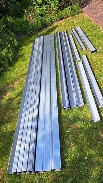 Metalstud NIEUWE profielen Knauf 75 cm x 50 cm 3 mtr lengte beschikbaar voor biedingen