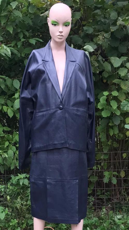 Mantelpak - Rok en jas - donkerblauw leer - jaren 80 Maat M, Kleding | Dames, Jasjes, Kostuums en Pakken, Zo goed als nieuw, Kostuum of Pak