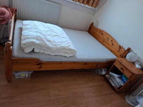 Twijfelaar (140x 200) incl matras + lattenbodem, Huis en Inrichting, Slaapkamer | Bedden, Gebruikt, Twijfelaar, 140 cm, 200 cm
