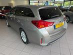 Toyota Auris Touring Sports 1.8 Hybr. Lease APK 10-25 NAVI B, Stof, Gebruikt, Bruin, Origineel Nederlands