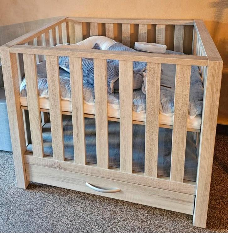 Box + toebehoren te koop, Kinderen en Baby's, Boxen, Zo goed als nieuw, Ophalen of Verzenden