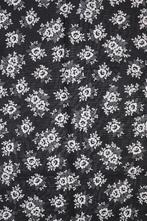 zwart/ wit gebloemde katoen, Hobby en Vrije tijd, Stoffen en Lappen, Wit, Nieuw, Ophalen of Verzenden, 30 tot 120 cm