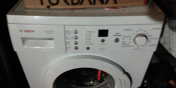 Nieuwstaat Bosch Vario Perfect serie 4, Witgoed en Apparatuur, Wasmachines, Zo goed als nieuw, Ophalen