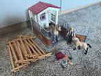 Schleich 42369 Paardenbox met Arabieren, Ophalen of Verzenden, Zo goed als nieuw, Paard, Beeldje of Figuurtje