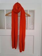Rode wollen sjaal Claudia Sträter, Kleding | Dames, Mutsen, Sjaals en Handschoenen, Claudia Sträter, Ophalen of Verzenden, Zo goed als nieuw
