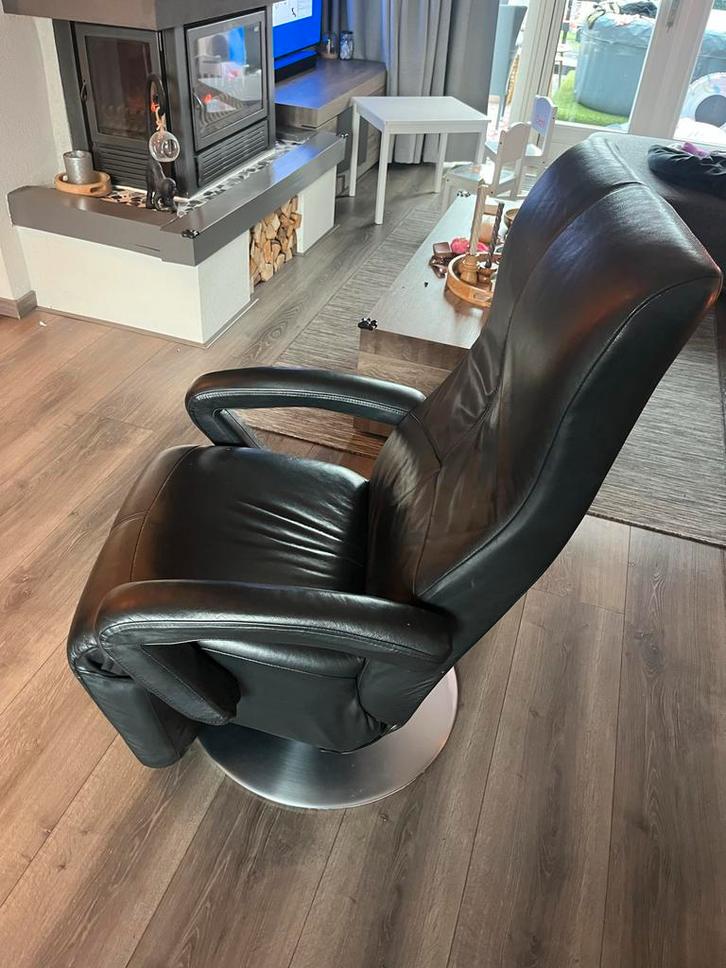 Comfortabele Relaxstoel Leer, Huis en Inrichting, Fauteuils, Gebruikt, Leer, 75 tot 100 cm, Ophalen