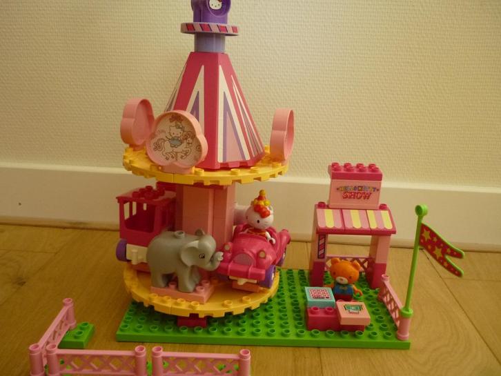 Hello Kitty funpark draaimolen Unico, Kinderen en Baby's, Speelgoed | Bouwstenen, Zo goed als nieuw, Overige merken, Ophalen of Verzenden