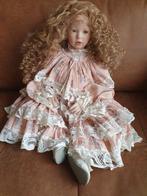Shay by Ruby - 68 cm - porselein, Verzamelen, Poppen, Gebruikt, Onbekend, Ophalen of Verzenden, Onbekend