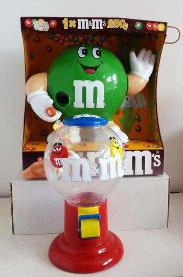 Mars  M & M grote dispenser MIB  en Kauwgombal automaat