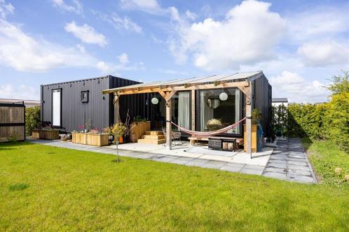 Te huur/koop luxe, stalen cabin met infrarood sauna, Huizen en Kamers, Huizen te huur, Friesland, Vrijstaande woning, Direct bij eigenaar