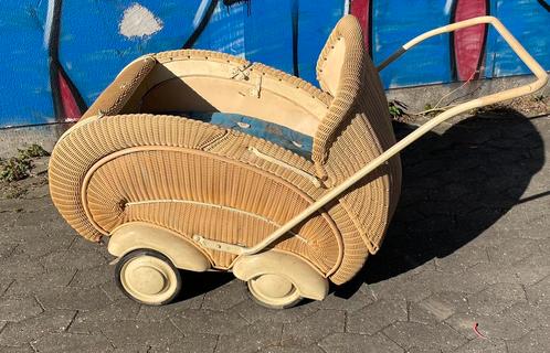 Vintage kinderwagen 1930/40, Antiek en Kunst, Antiek | Speelgoed, Ophalen