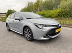 Toyota Corolla Touring Sport Bussines Plus trekhaak, 450 kg, 4 cilinders, Leder en Stof, 122 pk