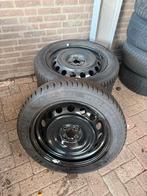 Winterbanden set  Toyota Aygo X 175/65x17 ZGAN 8mm banden, Auto-onderdelen, Banden en Velgen, Ophalen, Gebruikt, 175 mm, Banden en Velgen