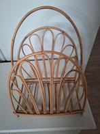 Rotan Krantenbak / Tijdschriftenbak, Huis en Inrichting, Woonaccessoires | Krantenbakken en Lectuurbakken, Ophalen, Zo goed als nieuw
