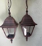 TWEE ELEKTRISCHE BUITEN- HANGLAMP LANTAARNS, Tuin en Terras, Buitenverlichting, Ophalen of Verzenden, Gebruikt, Zonne-energie
