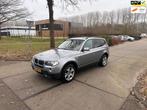 BMW X3 2.0i Executive Anniversary Clima.Pano.Navi, 4 cilinders, 150 pk, Bedrijf, Handgeschakeld