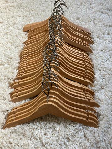 Ikea Hänga kinderkledinghangers - 38 stuks beschikbaar voor biedingen