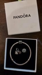 Pandora armband + 2 bedels, Sieraden, Tassen en Uiterlijk, Armbanden, Ophalen of Verzenden, Zo goed als nieuw, Zilver, Zilver