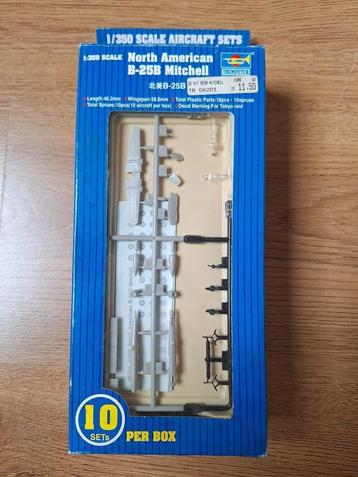 1:350 1/350 Trumpeter North American B-25B Mitchell beschikbaar voor biedingen