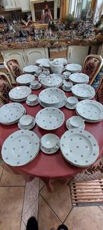 Antiek servies ontbijt/dinner voor 12 personen, Antiek en Kunst, Ophalen