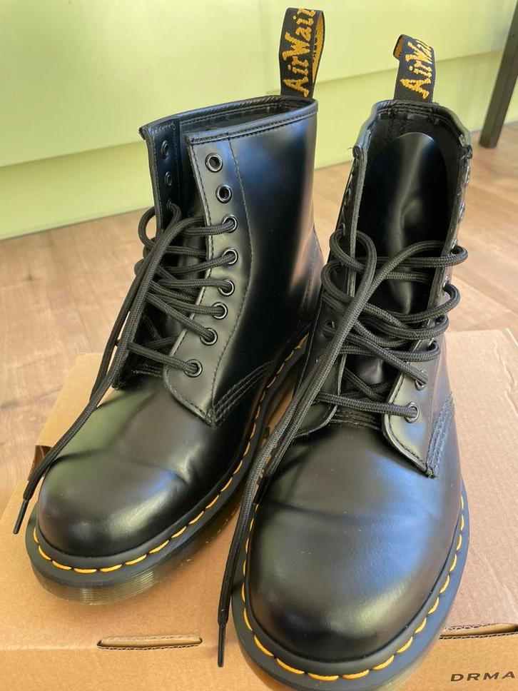 Dr.Martens mt 40 zwart, Kleding | Dames, Schoenen, Zo goed als nieuw, Zwart, Ophalen of Verzenden