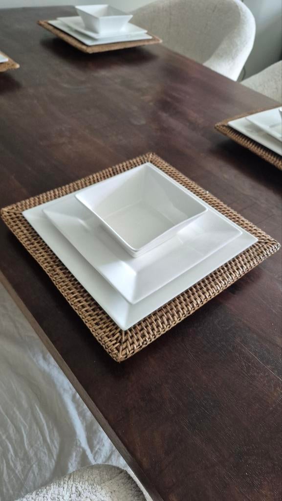 Servies met onderborden, Ophalen of Verzenden, Zo goed als nieuw, Rond, Hout