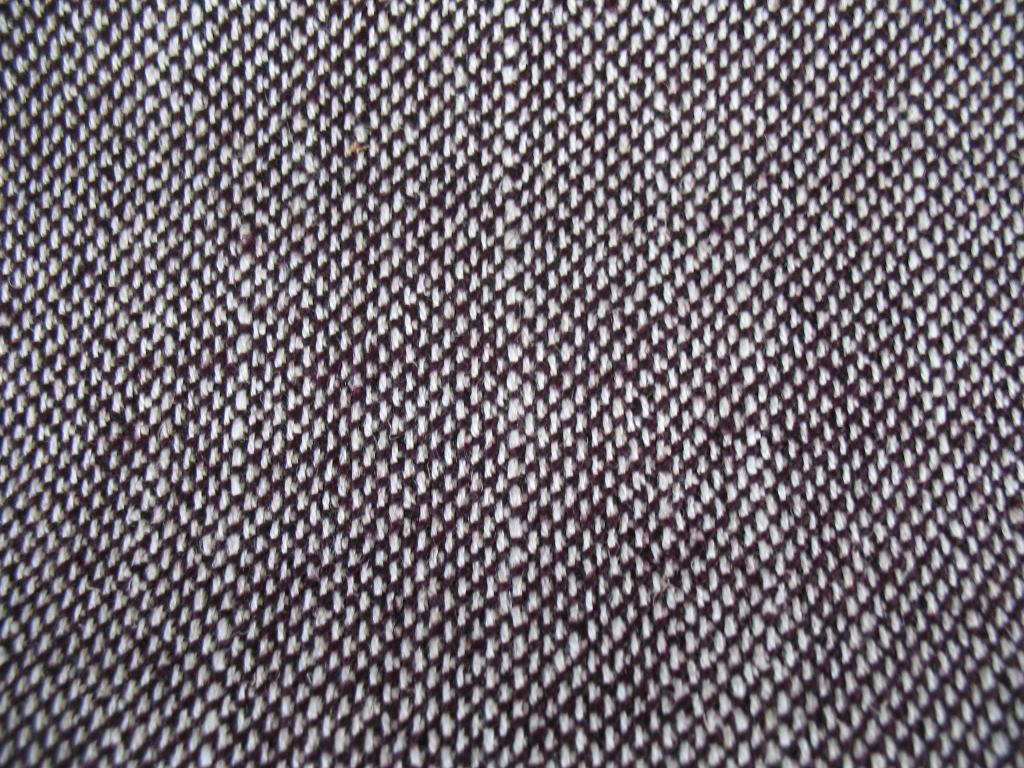STOF VOOR DESIGN: Kvadrat auberginepaars+creme meubelstof, Hobby en Vrije tijd, Stoffen en Lappen, Wol, 120 cm of meer, Paars
