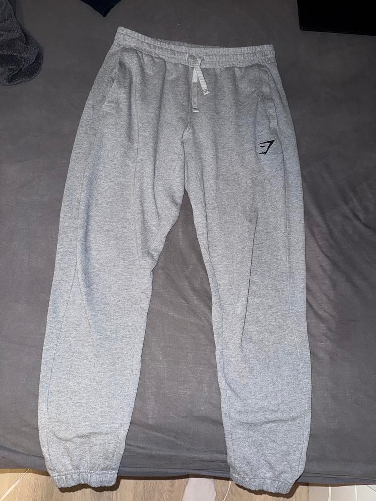 Gymshark Jogger - Maat M - Zo goed als nieuw, Ophalen of Verzenden, Zo goed als nieuw, Maat 48/50 (M), Grijs