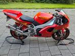 Yamaha R1, Motoren, Particulier