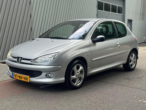 Peugeot 206 1.4 16V XS SPORT quicksilver 2004 1e eigenaar, Auto's, Peugeot, Particulier, Benzine, C, Hatchback, Handgeschakeld