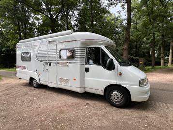 LMC Camper met enkele bedden beschikbaar voor biedingen