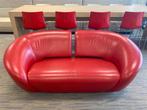 Rode leren 2,5 zits bank, in zeer nette staat, Huis en Inrichting, Banken | Bankstellen, Ophalen, 100 tot 125 cm, Driepersoons