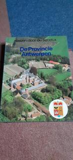 Reizen door de Benelux, Boeken, Geschiedenis | Stad en Regio, Ophalen of Verzenden, 20e eeuw of later, Gelezen