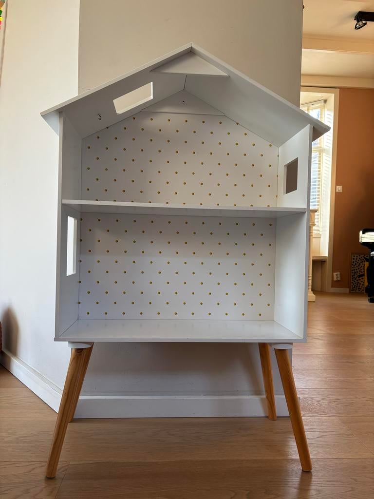 Poppenhuis Petit Amelie, Ophalen, Gebruikt