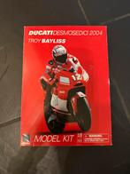 Ducati Desmosedici 2004 Troy Bayliss Model Kit, Overige merken, Ophalen of Verzenden, Zo goed als nieuw, Groter dan 1:32