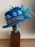 Handgemaakte hoed Carnaval, Ophalen of Verzenden, Zo goed als nieuw, 58 cm (L, 7¼ inch) of meer