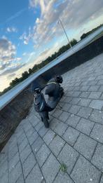 Piaggio zip 80cc, Fietsen en Brommers, Scooters | Piaggio, Ophalen, Maximaal 45 km/u, Zip, Zo goed als nieuw