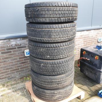 8-gaats 245/70 R17.5 Michelin + Goodyear beschikbaar voor biedingen