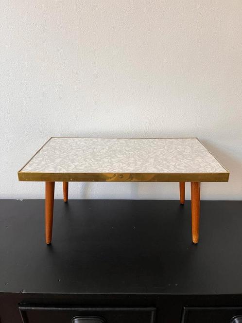 Vintage formica rechthoekig plantentafeltje, Huis en Inrichting, Tafels | Bijzettafels, Gebruikt, Rechthoekig, 60 cm of meer, 75 cm of meer