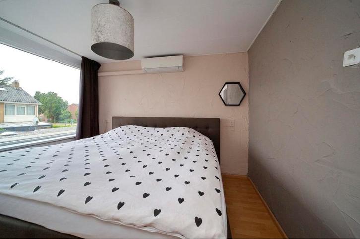 Boxspring Swiss Sense 200x210 met hoofdbord, Huis en Inrichting, Slaapkamer | Boxsprings, Zo goed als nieuw, Overige maten, 210 cm