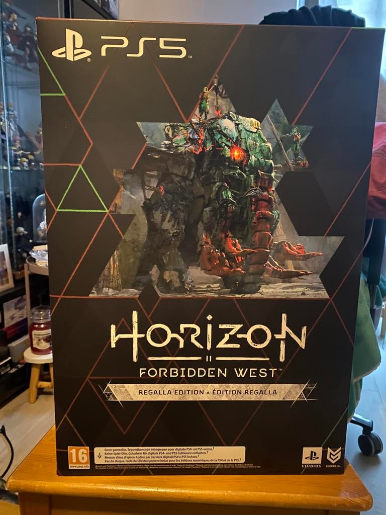 Horizon Forbidden West Regalla edition (no-game), Spelcomputers en Games, Games | Sony PlayStation 5, Zo goed als nieuw, Ophalen