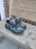 Zgan veiligheidsschoenen maat 39 dames model, Ophalen, Zo goed als nieuw