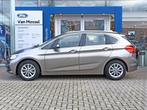 BMW 2-serie Active Tourer 218i Executive LM Velgen | Navigat, Auto's, BMW, Te koop, Zilver of Grijs, Benzine, Gebruikt