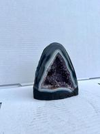 Amethist geode - 1.40kg, Verzamelen, Mineralen en Fossielen, Ophalen of Verzenden, Mineraal