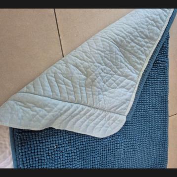 Badmat schootmat anti plas puppy pad xxl beschikbaar voor biedingen