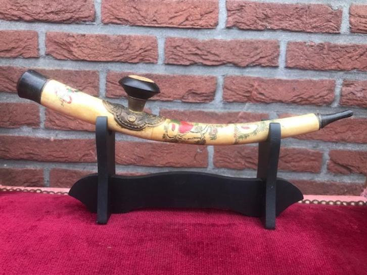 oude gegraveerde opiumpijp, handwerk van been, Antiek en Kunst, Curiosa en Brocante, Ophalen of Verzenden