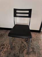 Zwarte kunststof stoel met metalen frame, Kunststof, Gebruikt, Zwart, Ophalen of Verzenden