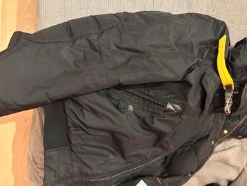 Parajumper Jas Maat M Zwart beschikbaar voor biedingen