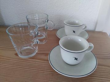 Nespresso 2 espresso kopjes/schotel, 2 koffieglazen beschikbaar voor biedingen